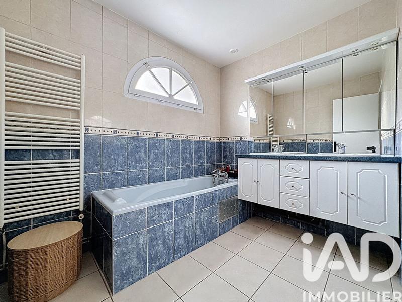 Maison - 115 m² - 6 pièces