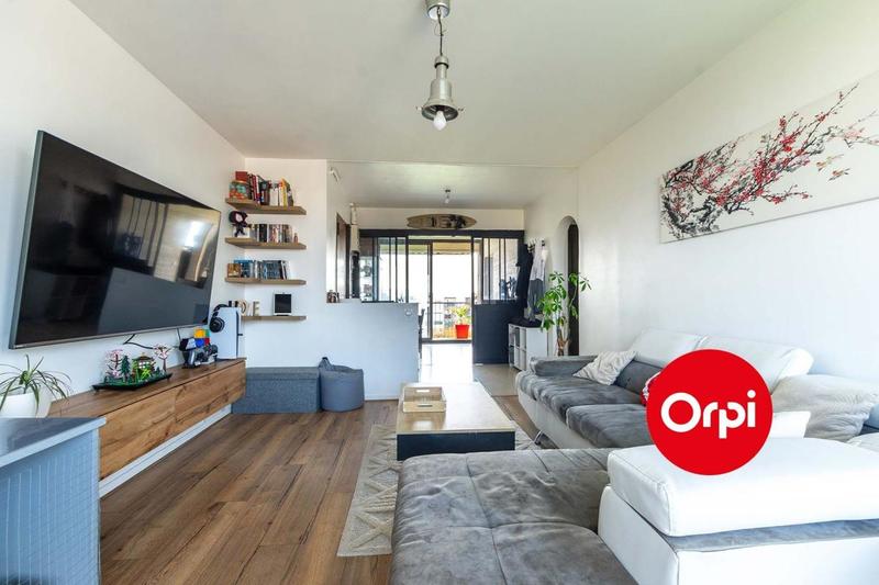 Appartement - 80 m² - 4 pièces