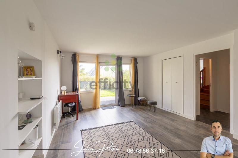 Maison - 249 m² - 11 pièces