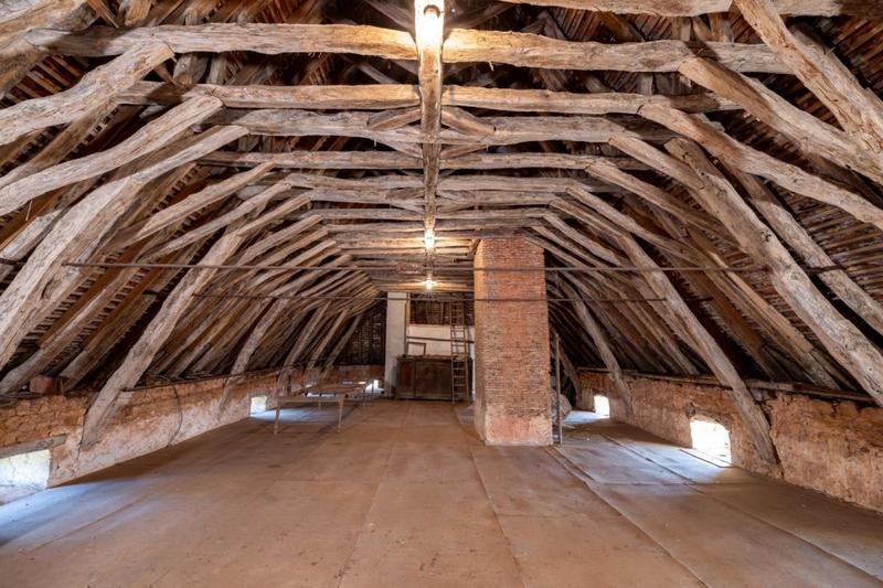 Château - 550 m² - 15 pièces