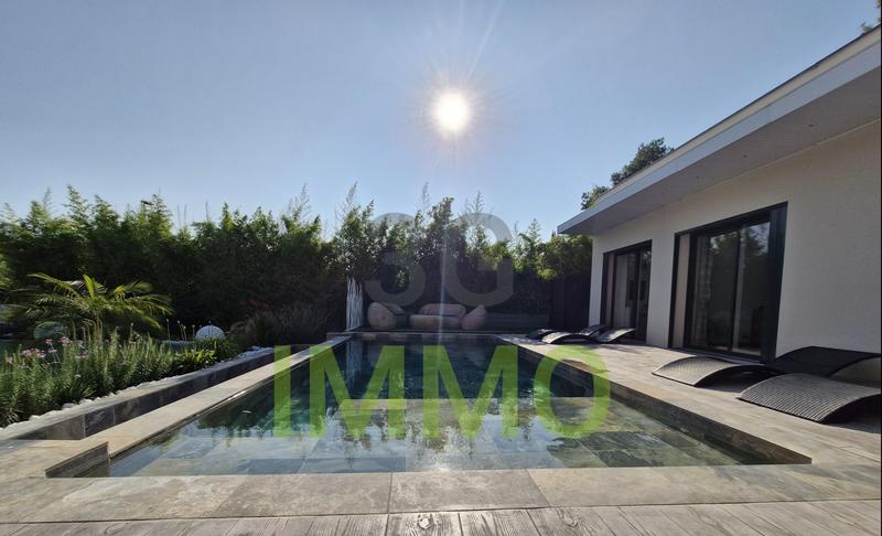 Villa - 175 m² - 6 pièces