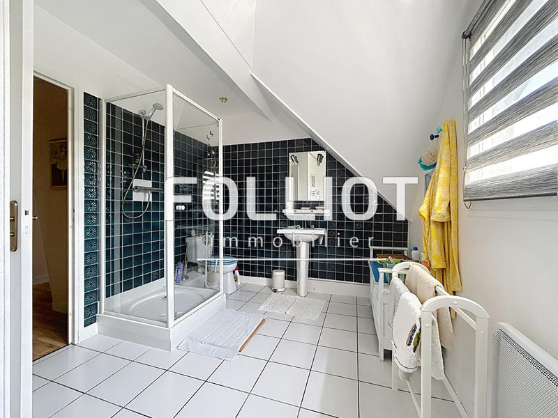 Maison - 170 m² - 7 pièces