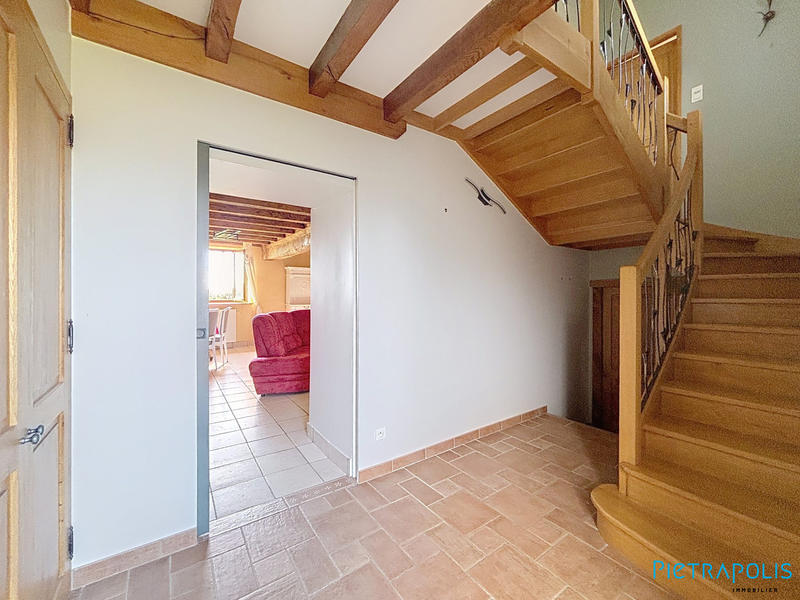 Maison - 198 m² - 8 pièces