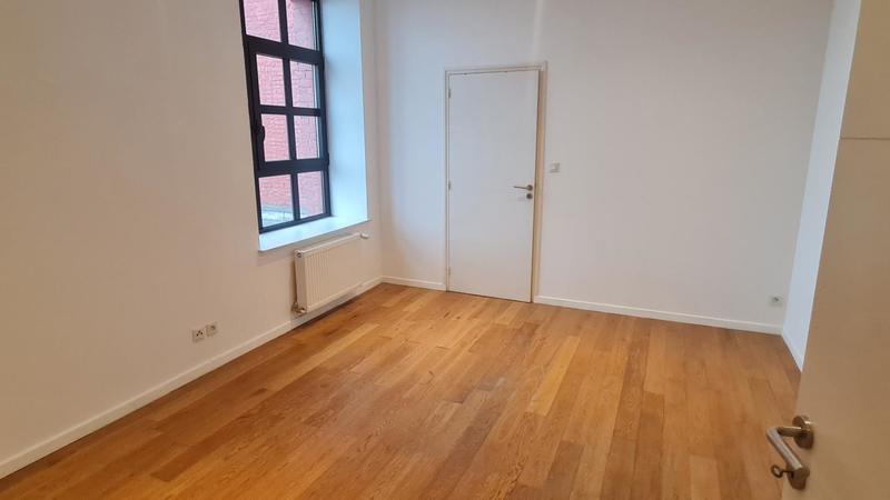 Loft - 110 m² - 4 pièces