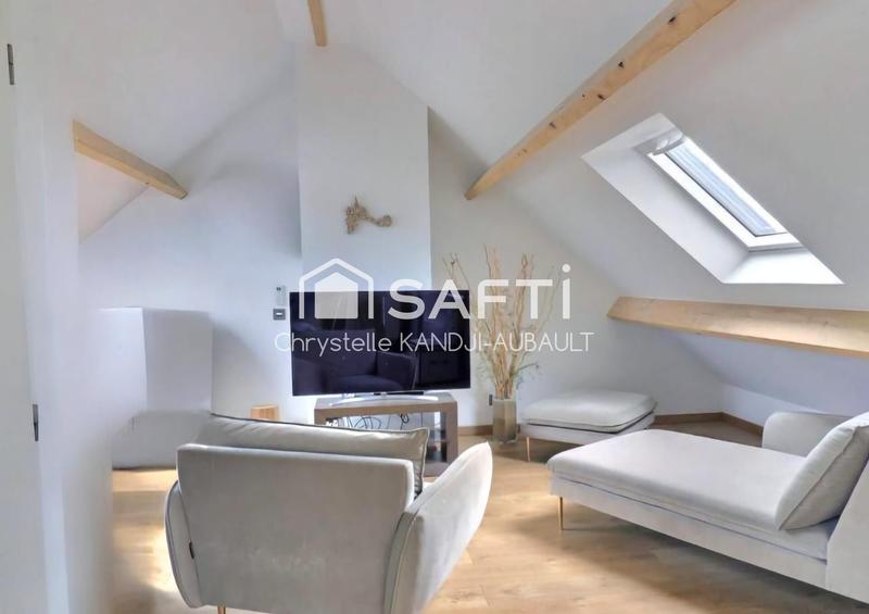 Maison - 171 m² - 6 pièces