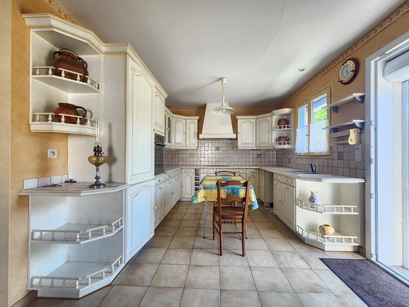 Maison - 139 m² - 7 pièces