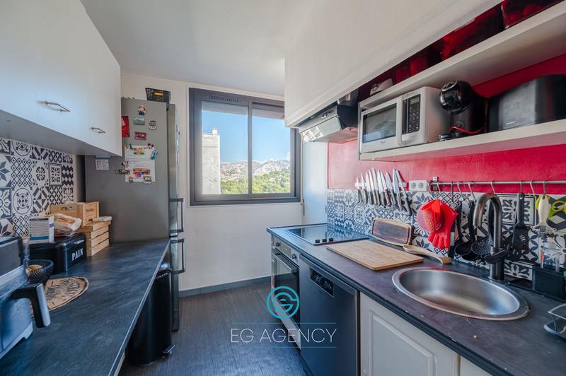 Appartement - 65 m² - 4 pièces