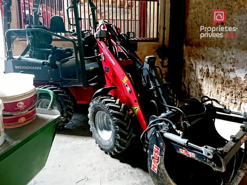 Maison - 237 m² - 8 pièces