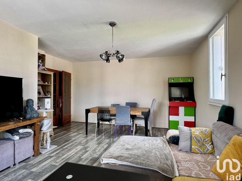 Appartement - 70 m² - 3 pièces