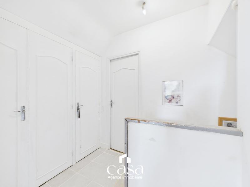 Maison traditionnelle - 97 m² - 6 pièces