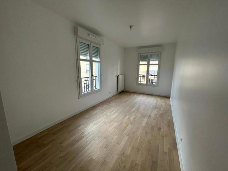 Appartement - 90 m² - 4 pièces