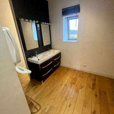 Appartement - 106 m² - 3 pièces