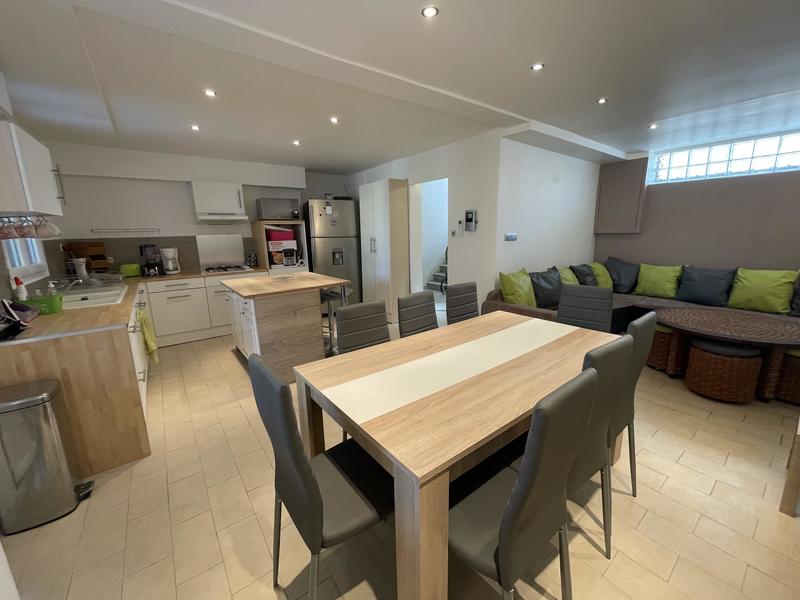 Maison jumelée - 116 m² - 5 pièces