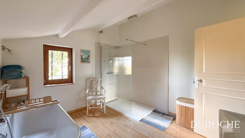 Mas - 318 m² - 11 pièces