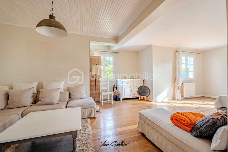 Maison - 151 m² - 6 pièces