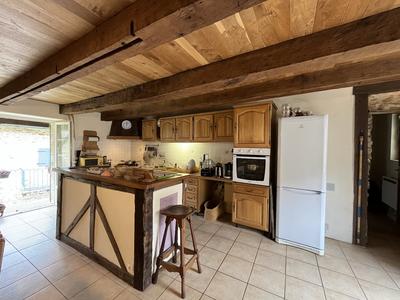 Maison - 121 m² - 6 pièces