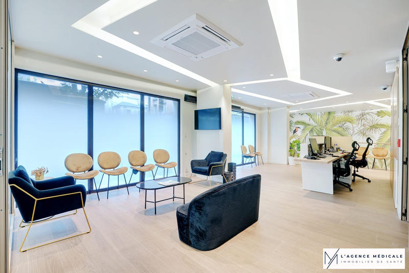 Local commercial - 250 m²