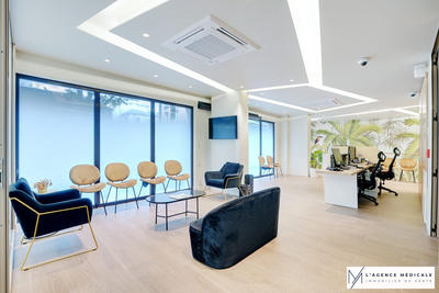 Local commercial - 250 m²