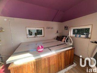 Maison - 200 m² - 9 pièces