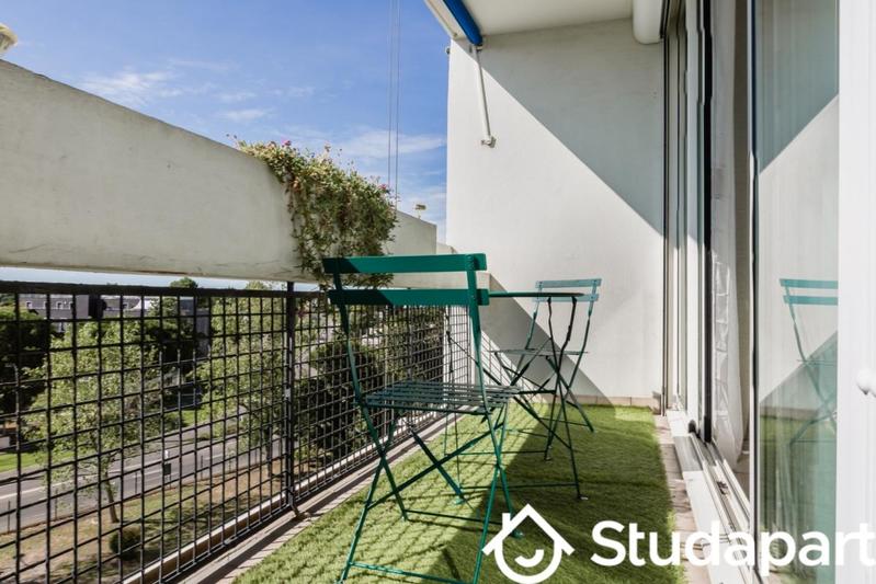 Chambre - 9 m² - 1 pièce