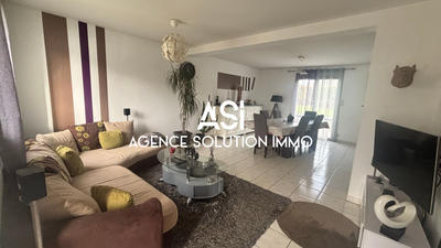 Maison - 90 m² - 4 pièces