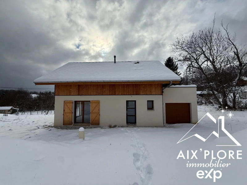 Maison - 98 m² - 4 pièces