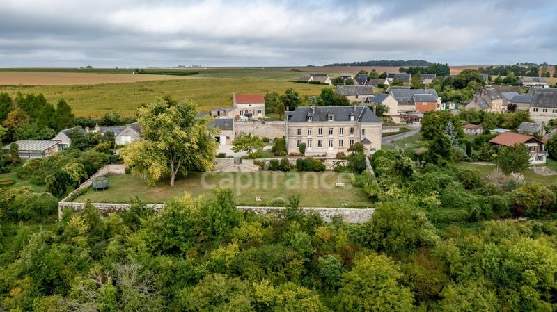 Maison de maîtres - 420 m² - 11 pièces