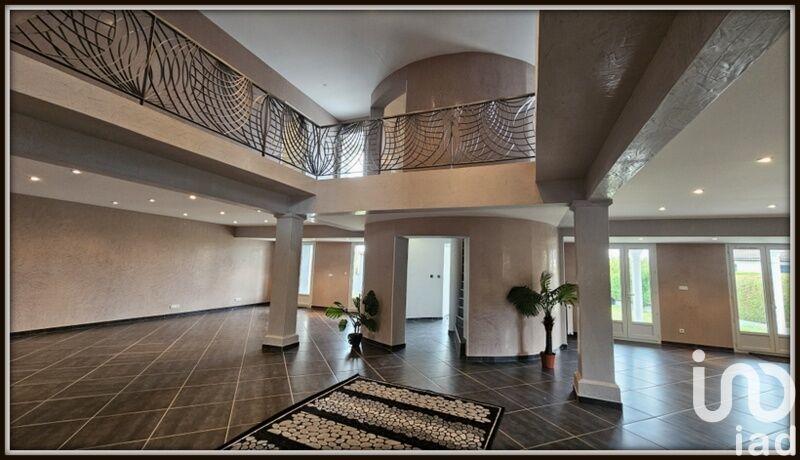 Maison de maîtres - 462 m² - 9 pièces