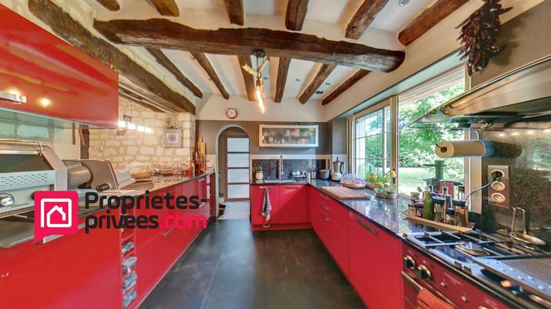 Propriété - 280 m² - 8 pièces