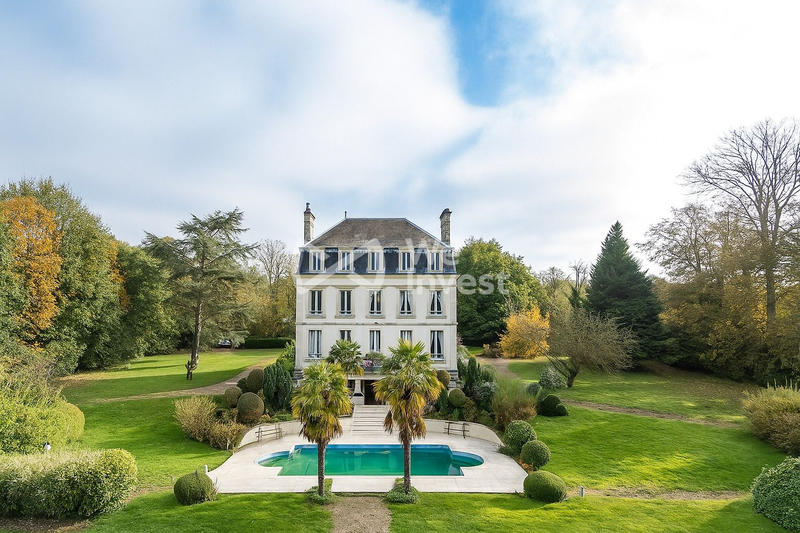 Maison - 401 m² - 11 pièces