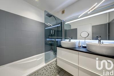 Appartement - 81 m² - 4 pièces