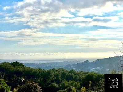 Maison traditionnelle - 120 m² - 4 pièces