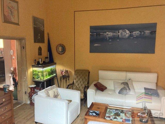 Appartement ancien - 62 m² - 2 pièces