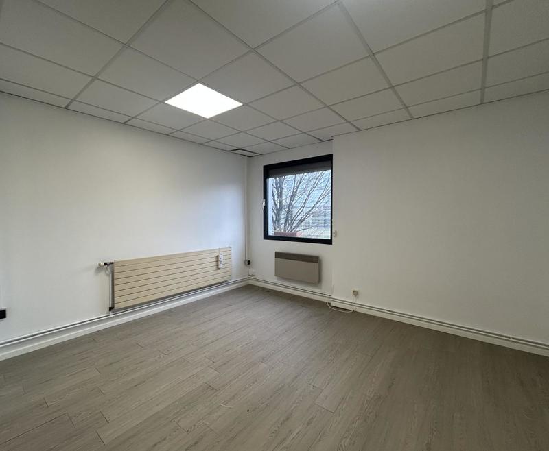 Local commercial - 215 m²