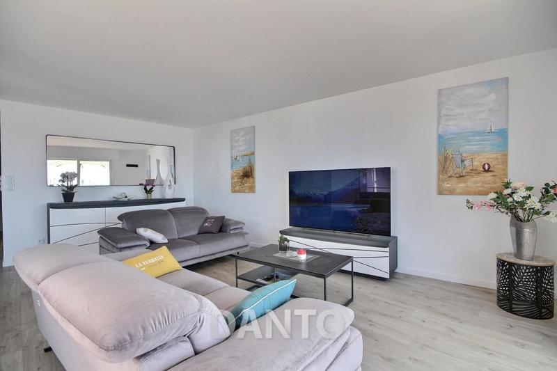 Appartement - 81 m² - 3 pièces