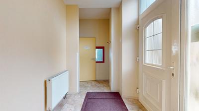 Local d'activités - 141 m² - 5 pièces