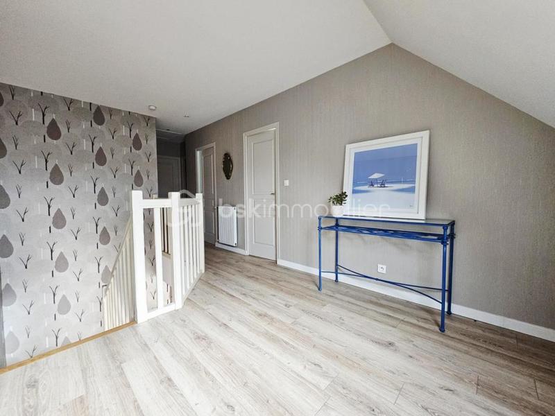 Maison - 163 m² - 6 pièces