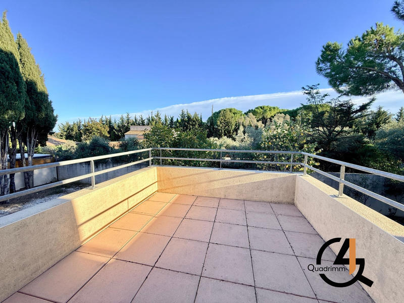 Maison - 111 m² - 5 pièces