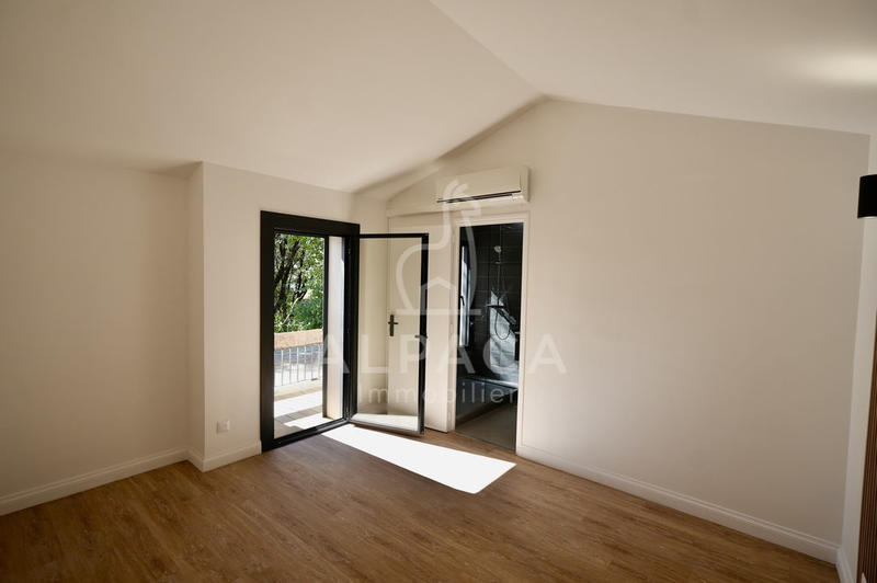 Villa - 162 m² - 6 pièces