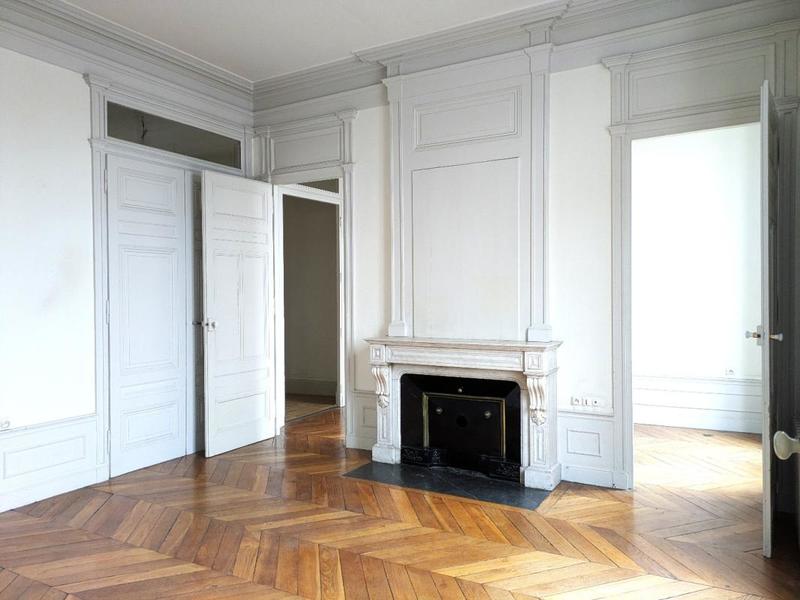 Appartement bourgeois - 115 m² - 5 pièces