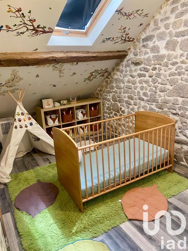 Maison - 166 m² - 7 pièces