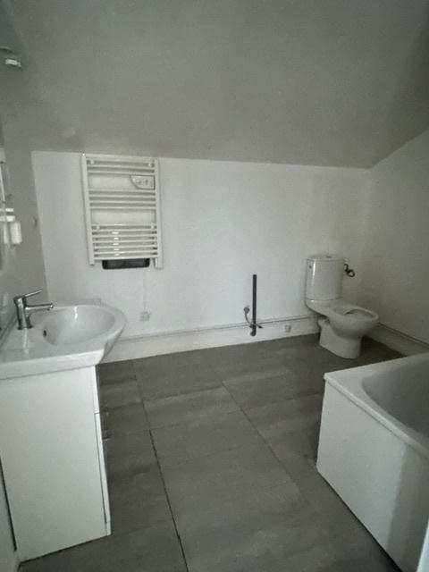 Pavillon - 99 m² - 5 pièces