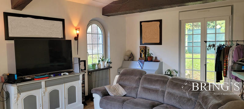 Maison - 250 m² - 9 pièces