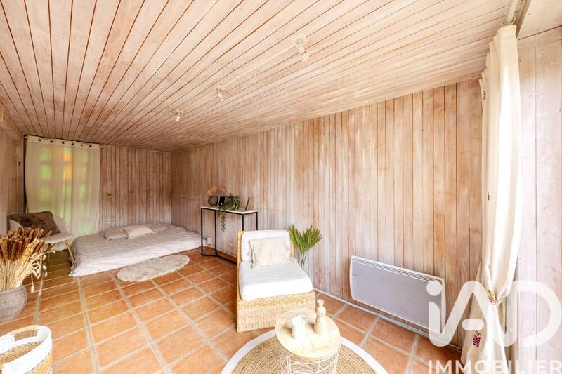 Maison - 136 m² - 9 pièces