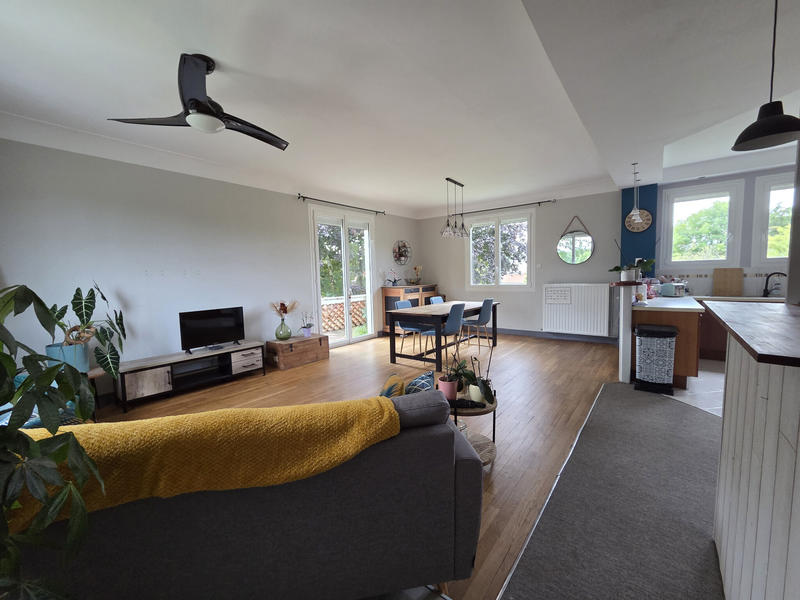 Maison - 163 m² - 8 pièces