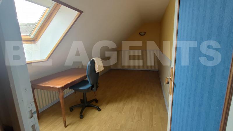 Maison traditionnelle - 174 m² - 7 pièces