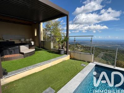 Maison - 126 m² - 5 pièces