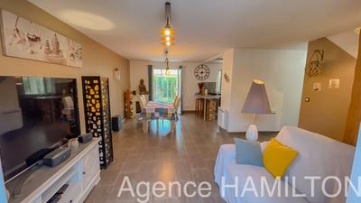 Maison - 130 m² - 7 pièces