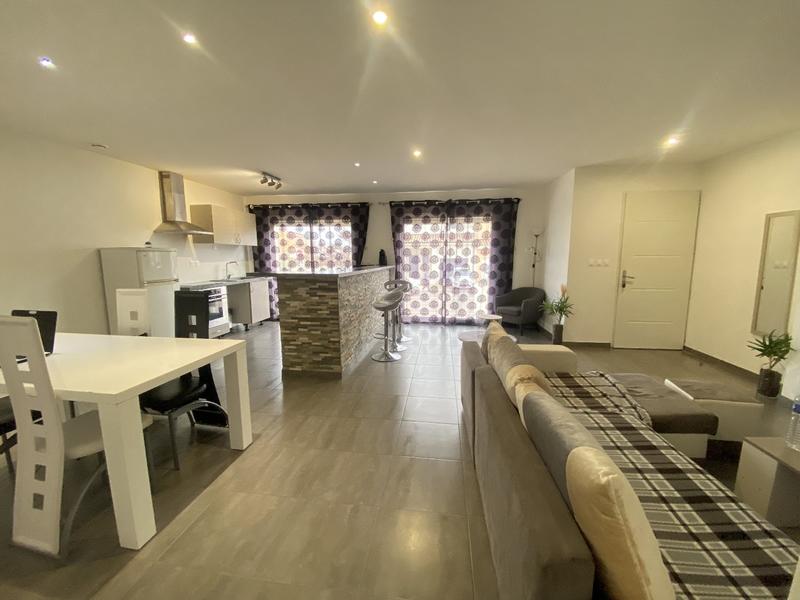 Maison - 77 m² - 3 pièces