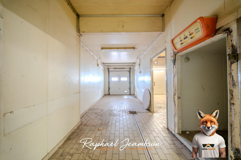 Local commercial - 710 m²